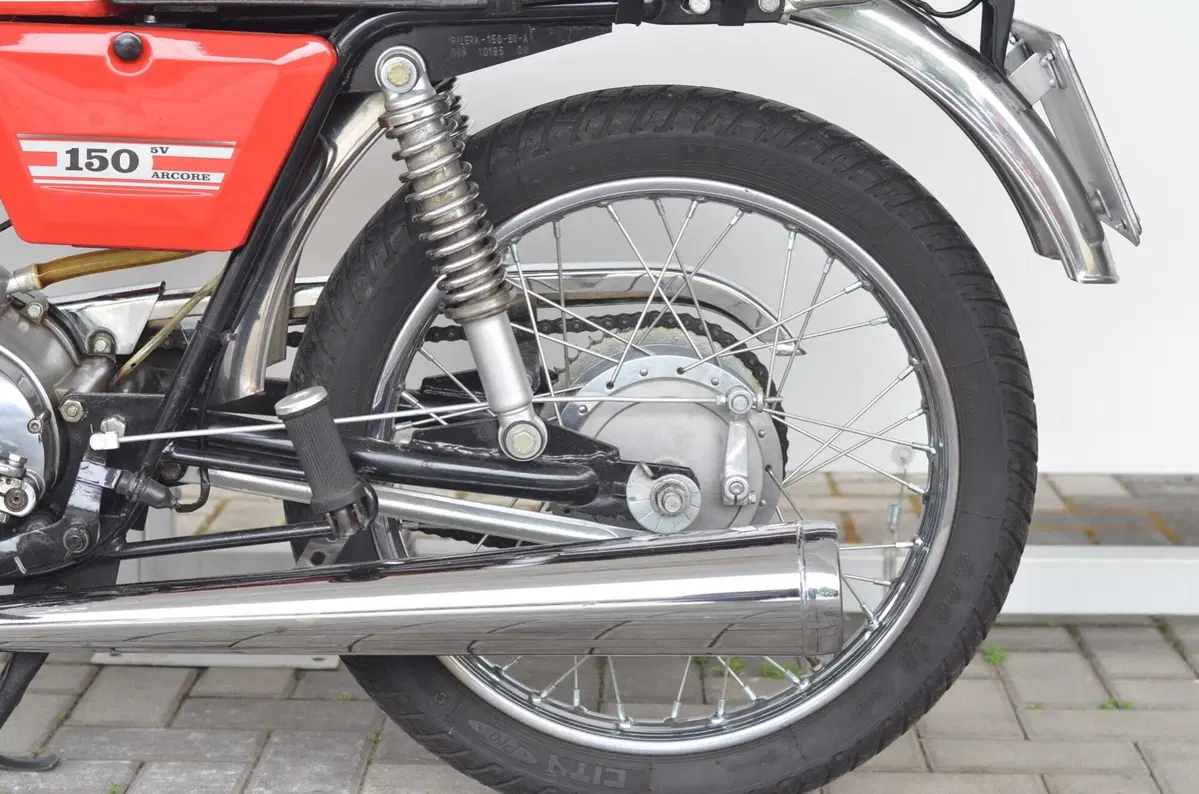 Gilera Arcore 150 (17)