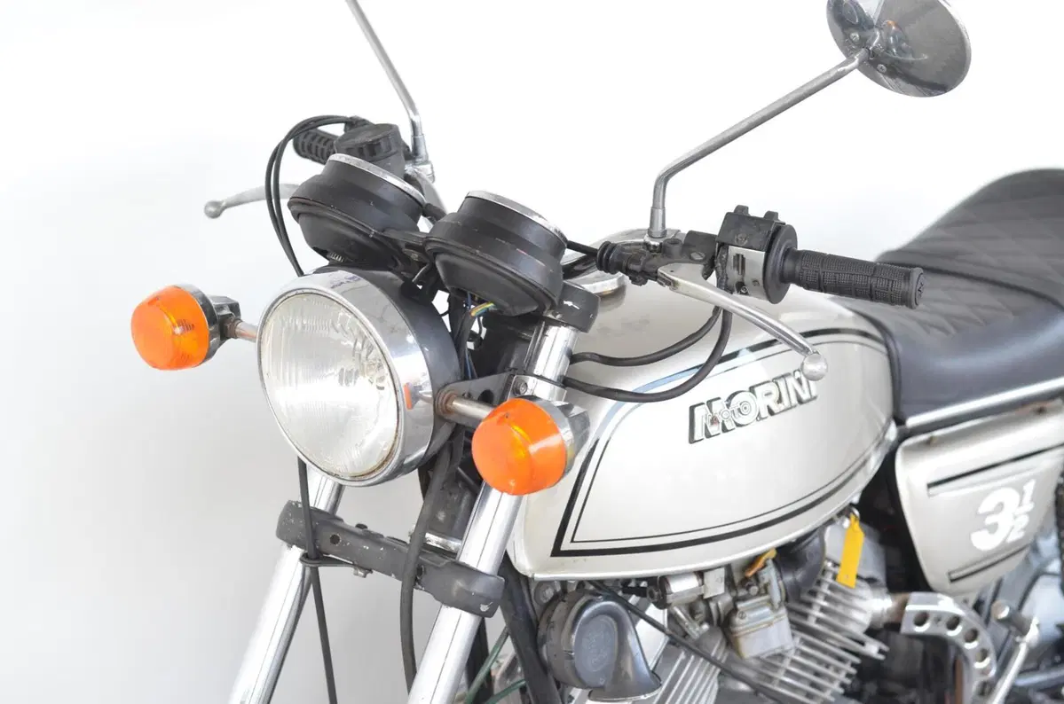 Moto Morini Tre e mezzo (15)