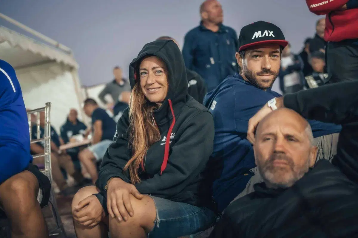Africa Eco Race 22. Giorno di Riposo sull’Atlantico (12)