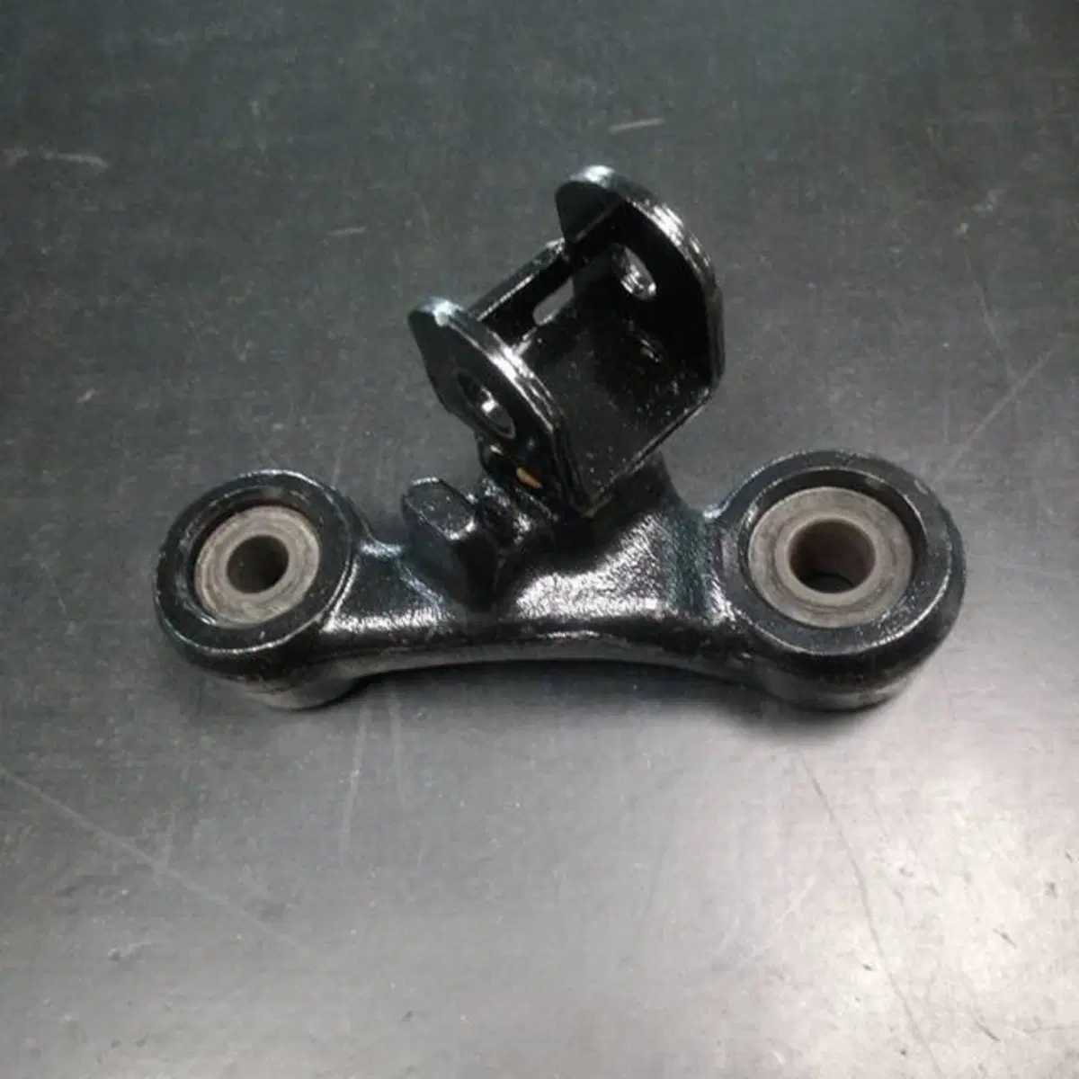 Supporto pedana XJ 750 Yamaha