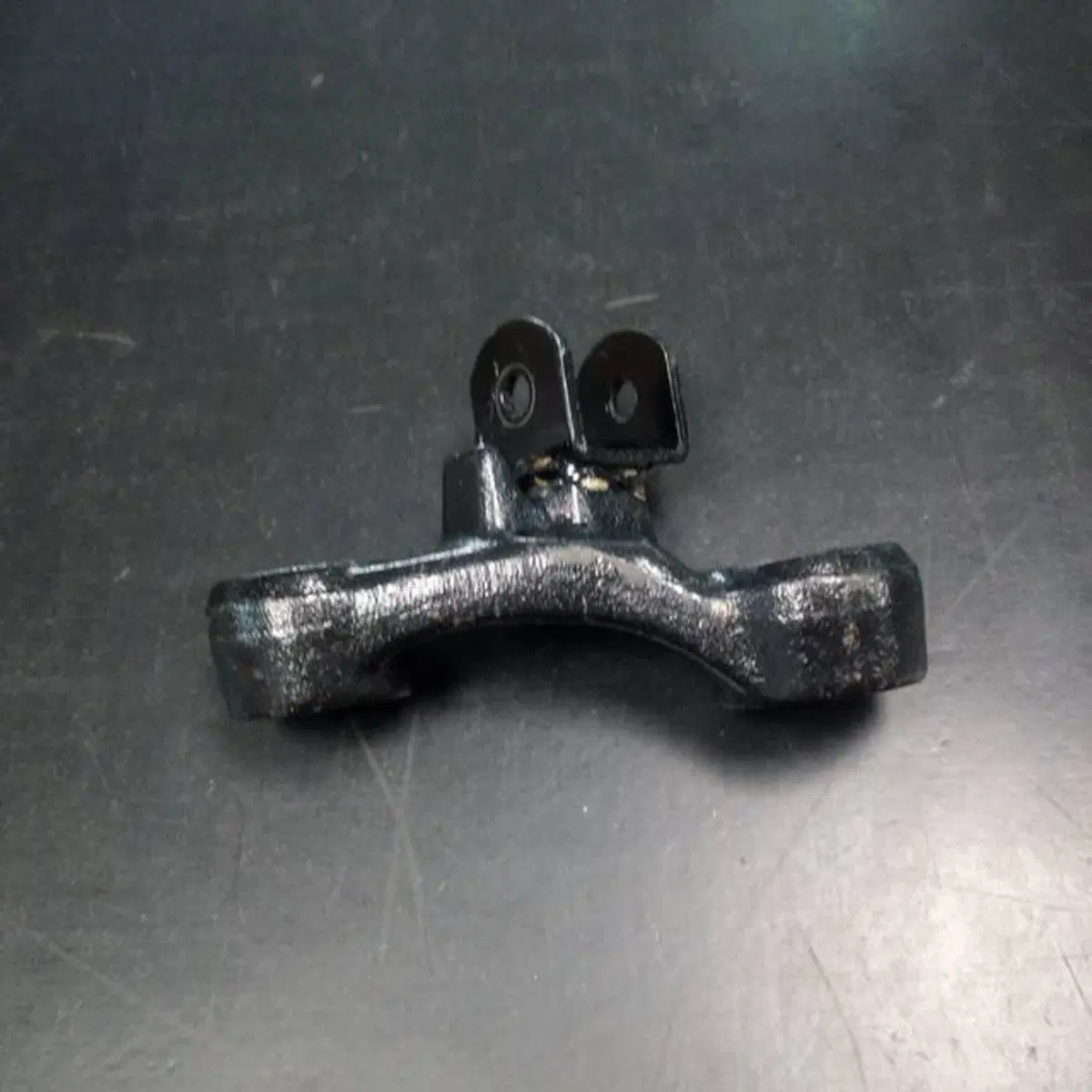 Supporto pedana XJ 750 Yamaha (2)