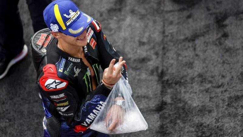 MotoGP 2022. Fabio Quartararo dovr&agrave; operarsi alla mano sinistra