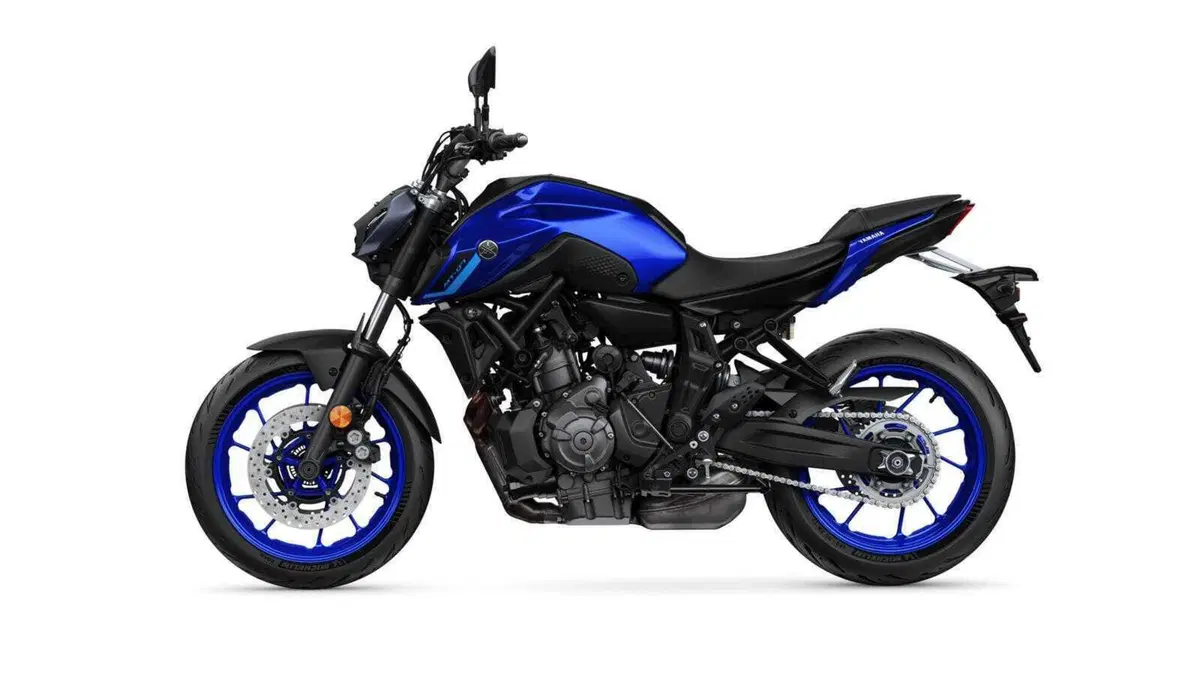 Yamaha MT-07 2023, arriva la strumentazione TFT. E poi c'è la MT-07 Pure [GALLERY] (10)