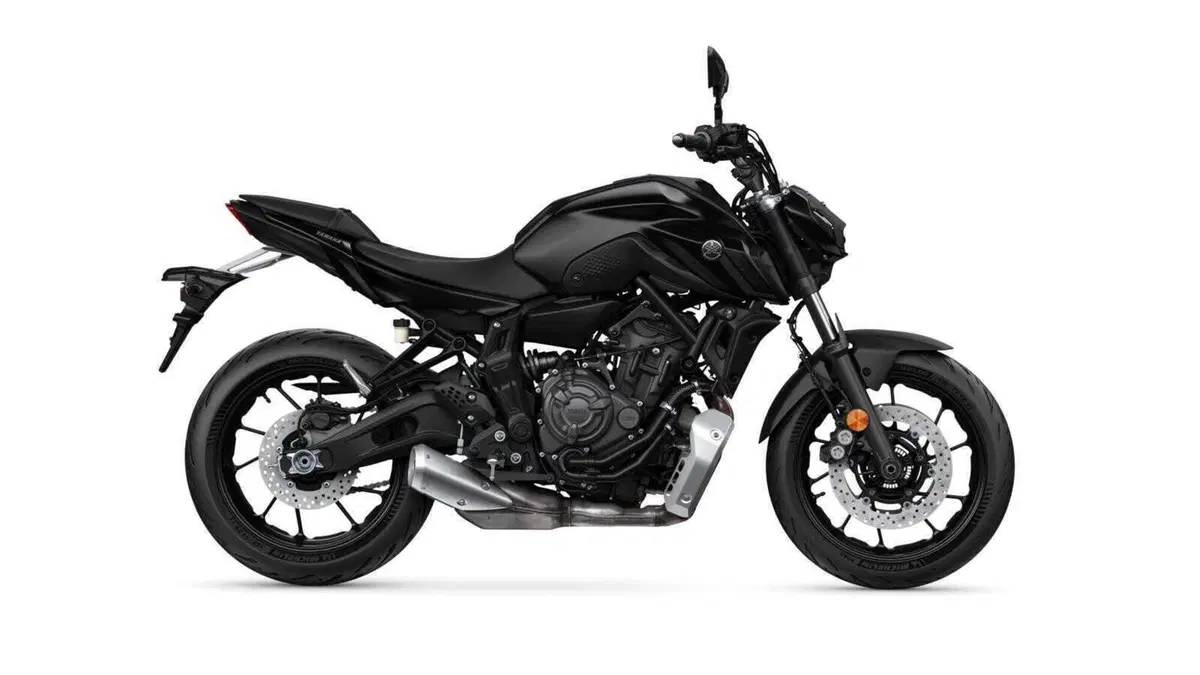 Yamaha MT-07 2023, arriva la strumentazione TFT. E poi c'è la MT-07 Pure [GALLERY] (11)