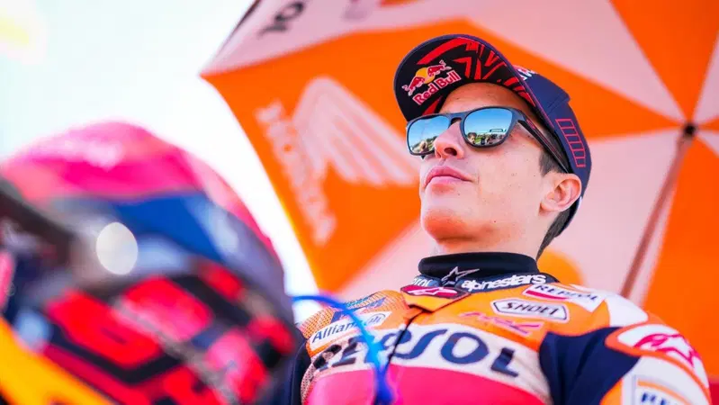 MotoGP 2022. Marc Marquez lancia l'allarme: "Siamo in ritardo e nel test di Valencia non so se avr&ograve; la moto 2023"