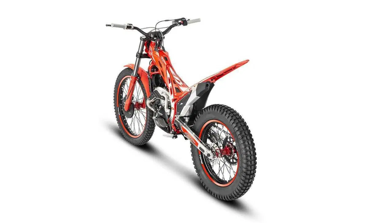 Betamotor Evo 300 Evo 300 SS 2T (2023 - 24) (2)