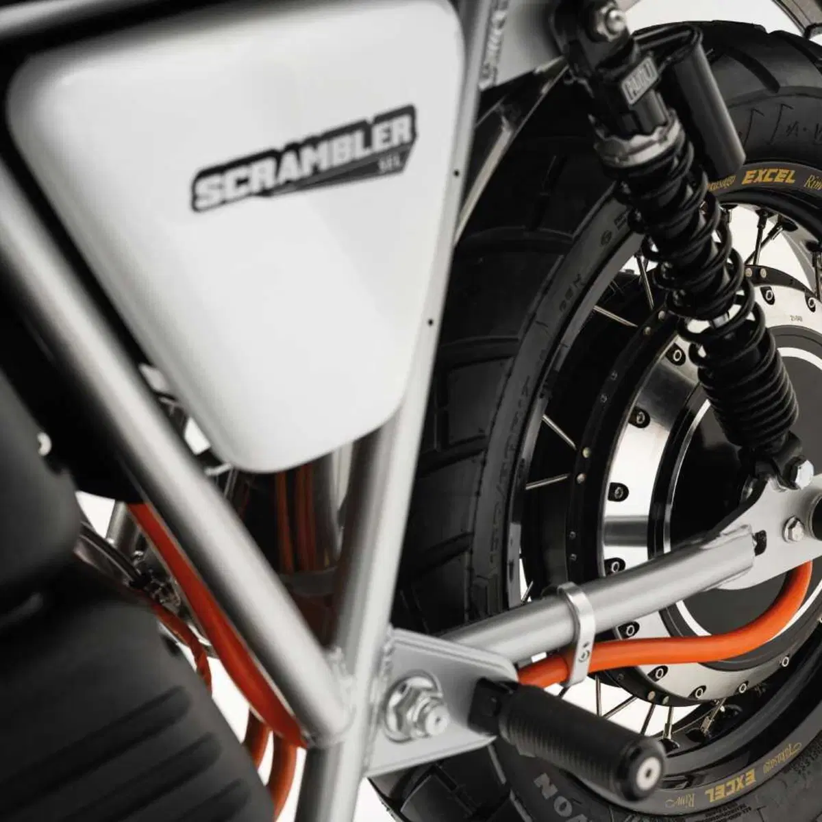 RGNT No.1 Classic e Scrambler, le elettriche che vengono dal Nord (11)