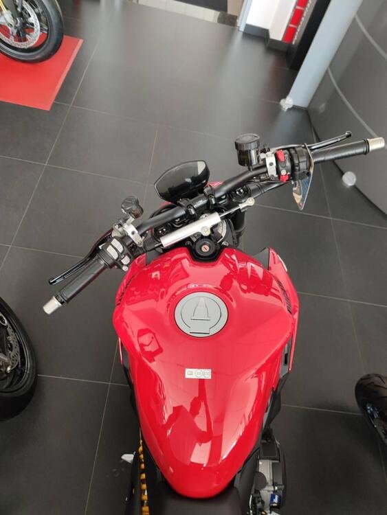 Ducati Streetfighter V2 (2022 - 24) (2)