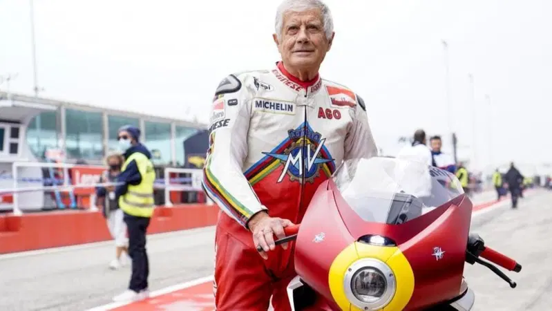 MotoGP 2022. Giacomo Agostini: "Dopo 50 anni spero che Pecco Bagnaia faccia come me"
