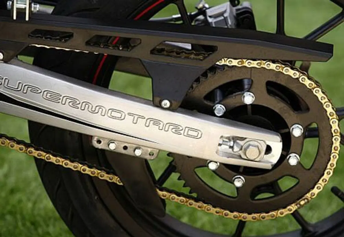 Rieju Marathon 125 Motard Marathon 125 Motard Pro (2009 - 17) (6)