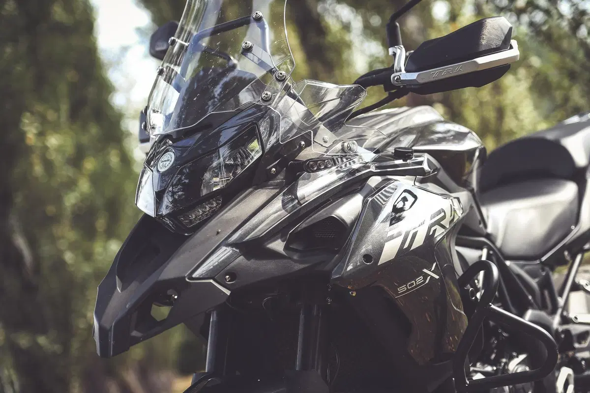 Benelli TRK 502X  (10)