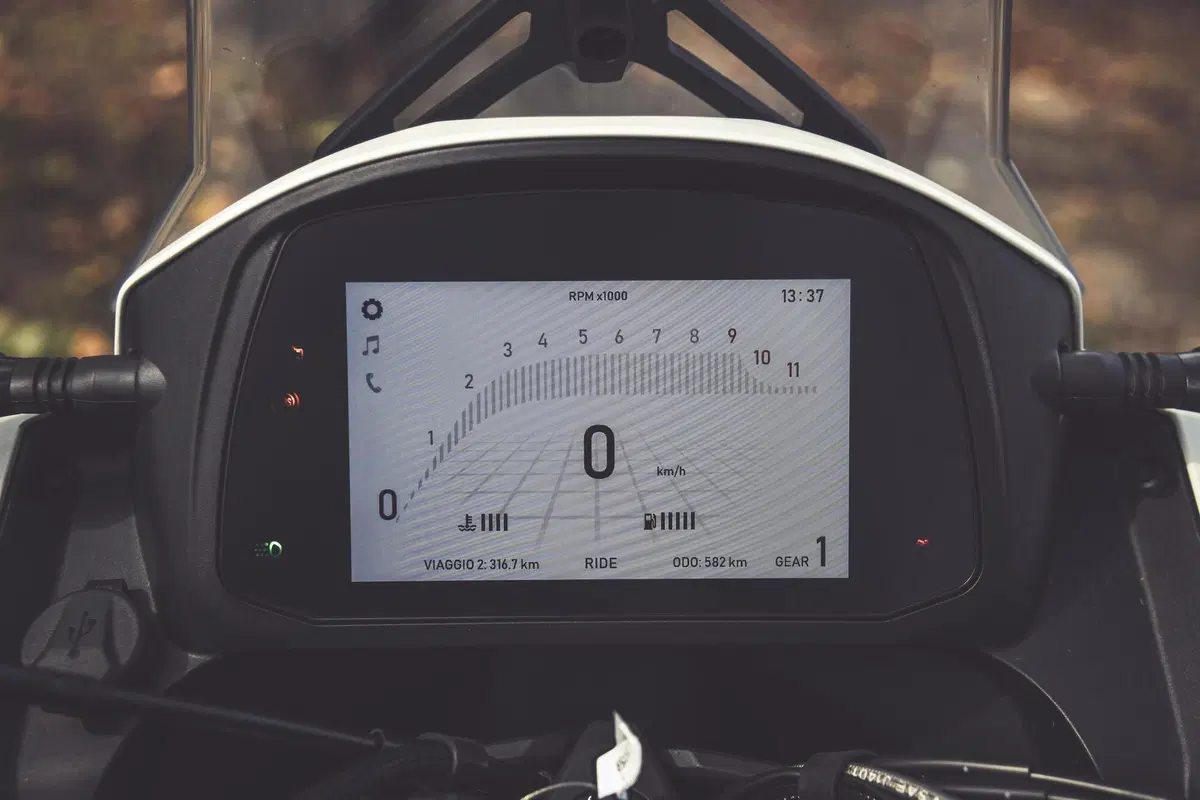Moto Morini X-CAPE 650 (21)