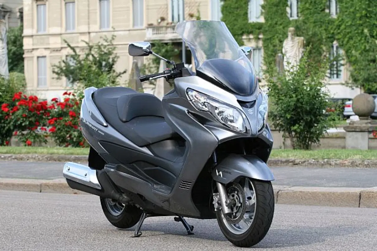 Suzuki Burgman AN 400 Burgman AN 400 ABS (2010 - 13) (2)