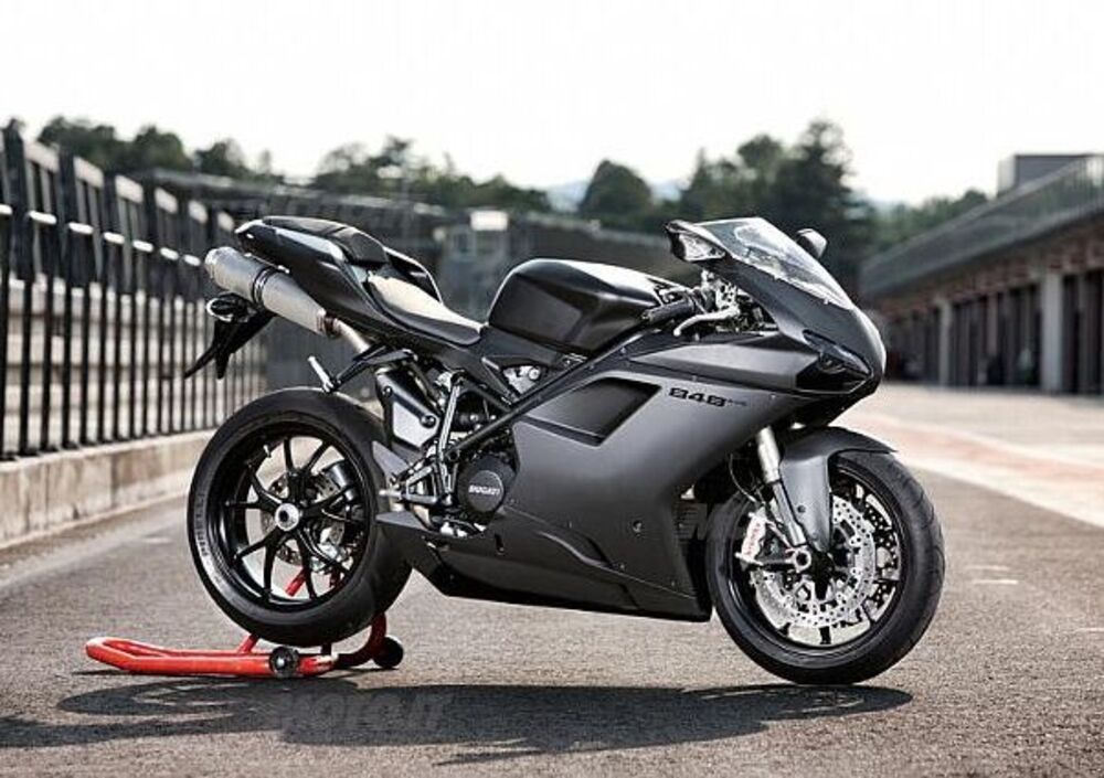 Ducati 848 EVO (2010 - 12) (2)