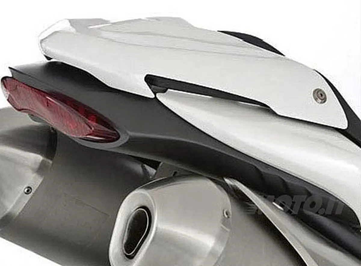 Triumph Speed Triple 1050 Speed Triple 1050 (2011 - 13) (3)