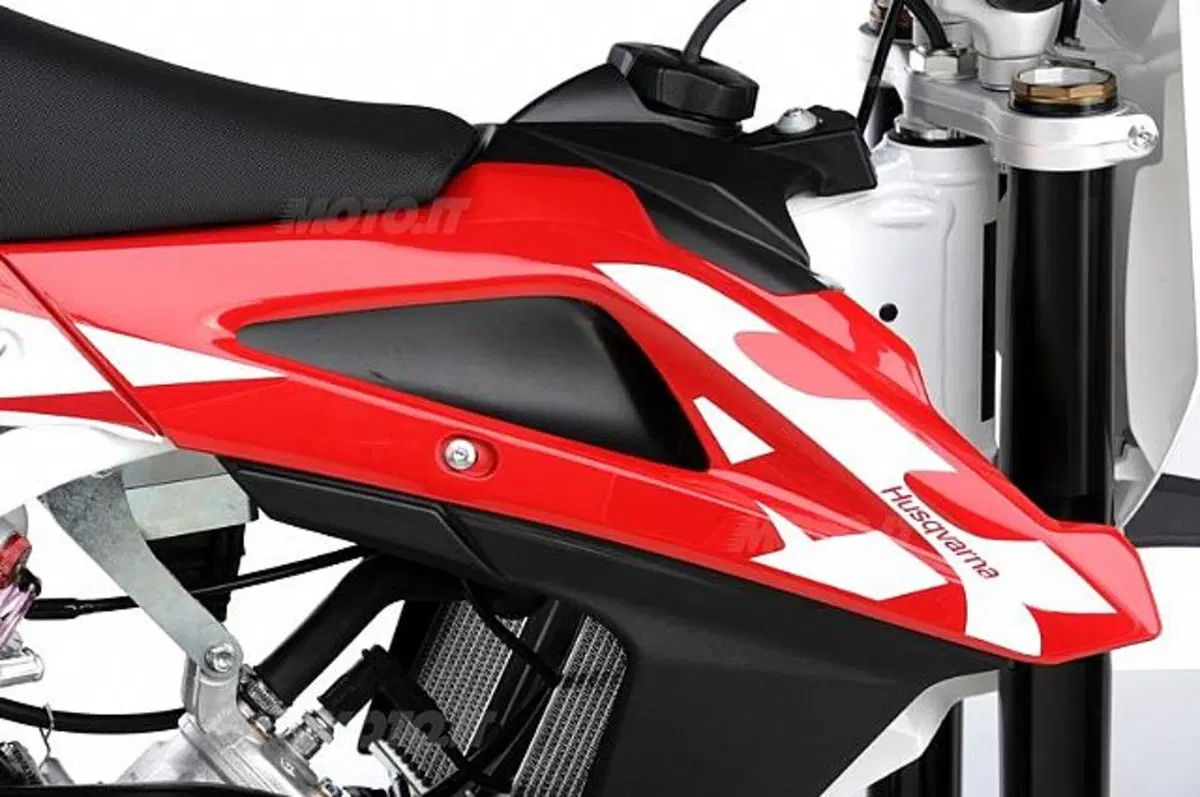 Husqvarna CR 125 CR 125 (2011 - 12) (2)