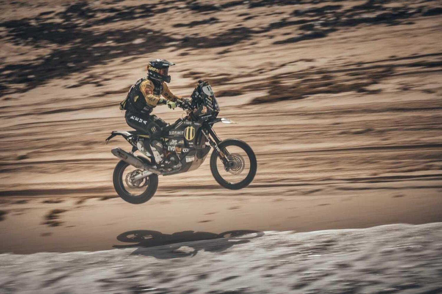 Africa Eco Race 22. Dakar. Vince Svitko KTM, Stravince l’Africa [GALLERY e VIDEO]