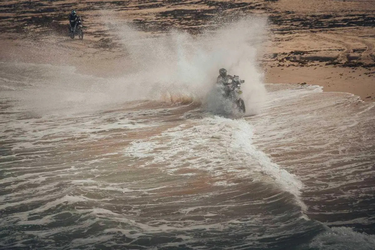 Africa Eco Race 22. Dakar. Vince Svitko KTM, Stravince l’Africa [GALLERY e VIDEO] (14)
