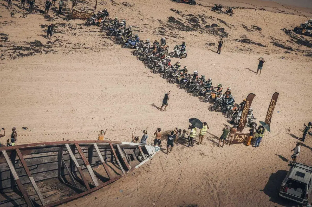 Africa Eco Race 22. Dakar. Vince Svitko KTM, Stravince l’Africa [GALLERY e VIDEO] (19)