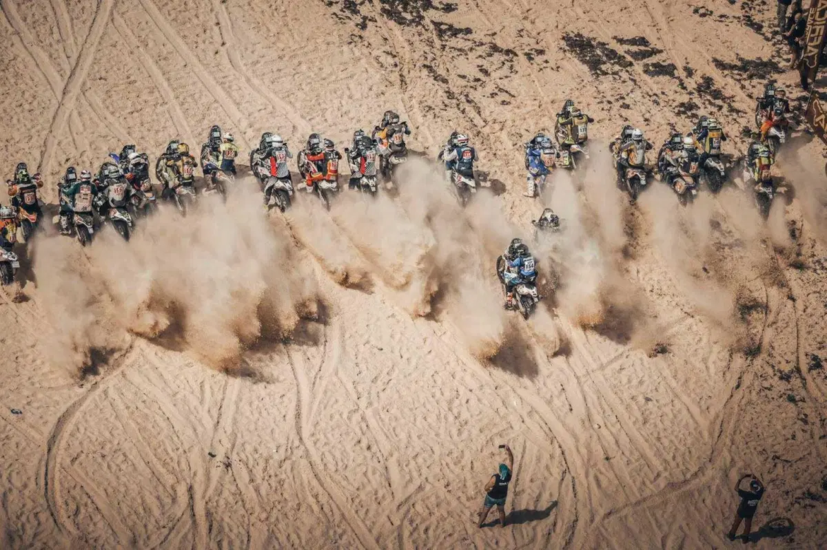 Africa Eco Race 22. Dakar. Vince Svitko KTM, Stravince l’Africa [GALLERY e VIDEO] (20)