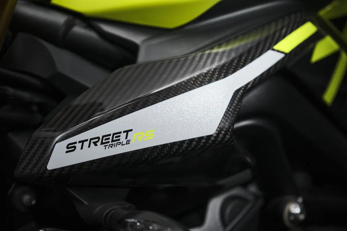 Triumph Street Triple Moto2 Edition 2023 (7)