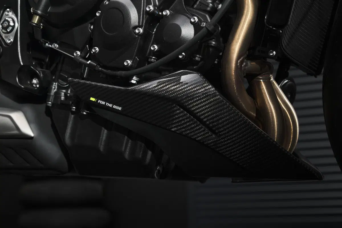 Triumph Street Triple Moto2 Edition 2023 (14)