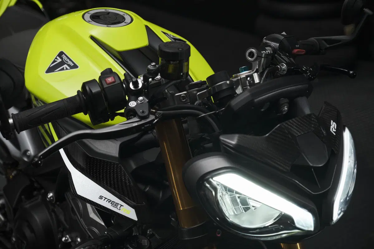 Triumph Street Triple Moto2 Edition 2023 (16)