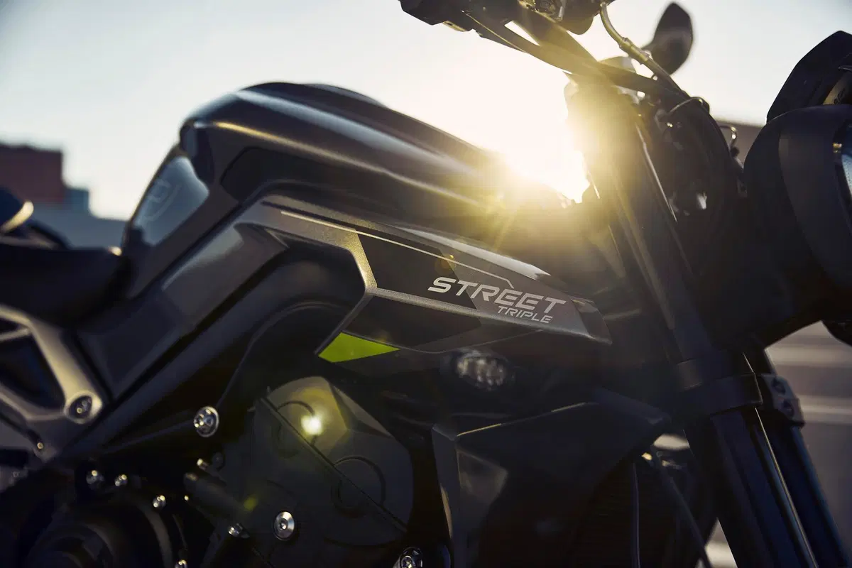 Triumph Street Triple 765 R 2023