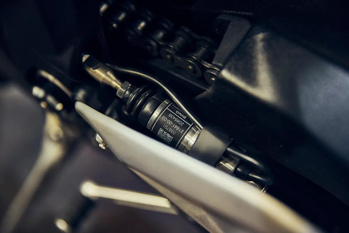 Triumph Street Triple 765 R 2023 (8)