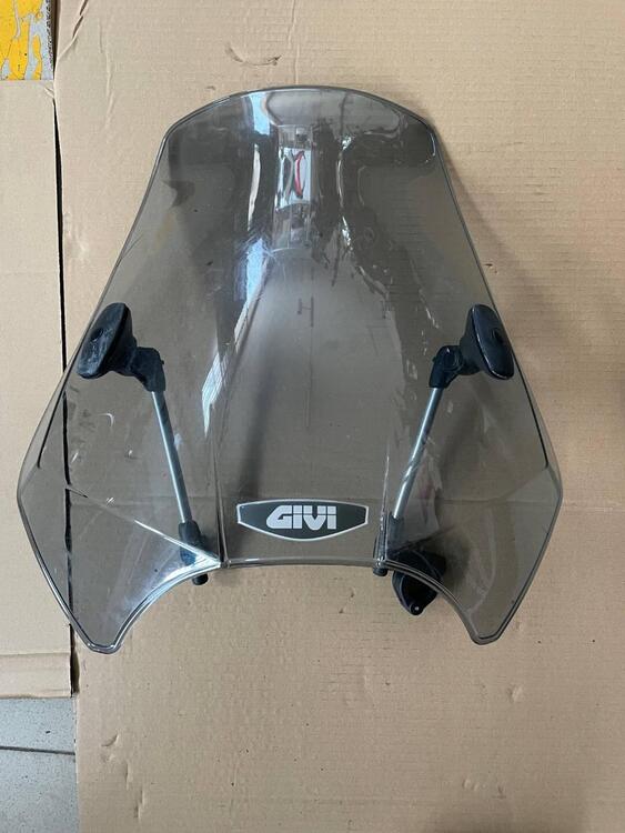 Parabrezza universale moto - VV Givi