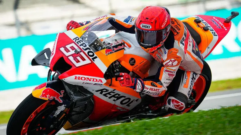 MotoGP 2022. GP di Valencia. Marc Marquez non dice "vittoria" n&eacute; "podio" ma "spero di essere vicino ai primi"