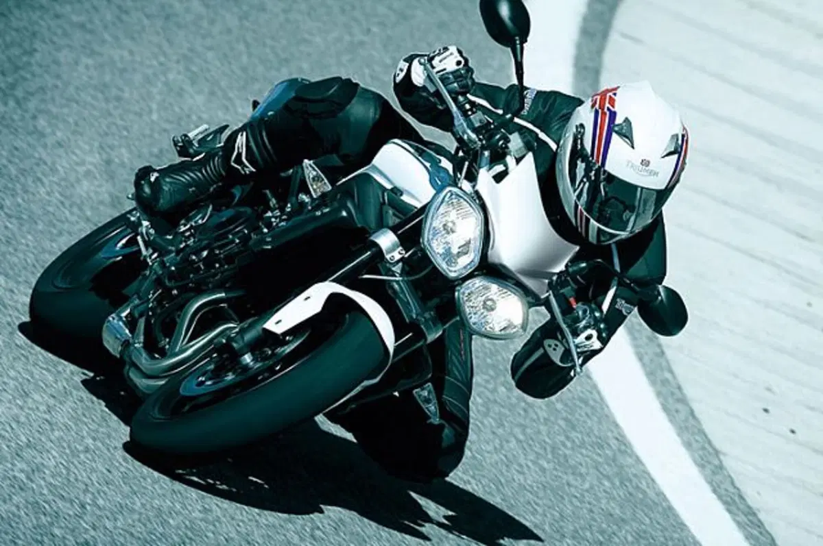 Triumph Street Triple Street Triple R ABS (2013 - 17) (4)