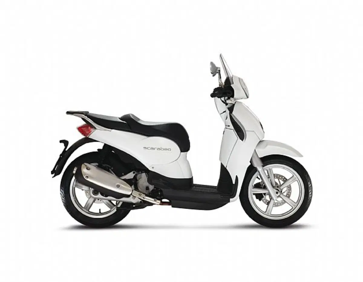 Aprilia Scarabeo 125 Scarabeo 125 i.e. (2011 - 16) (3)