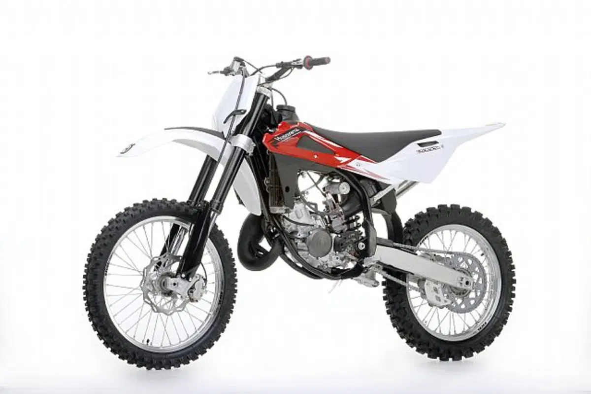 Husqvarna CR 125 CR 125 (2012) (2)