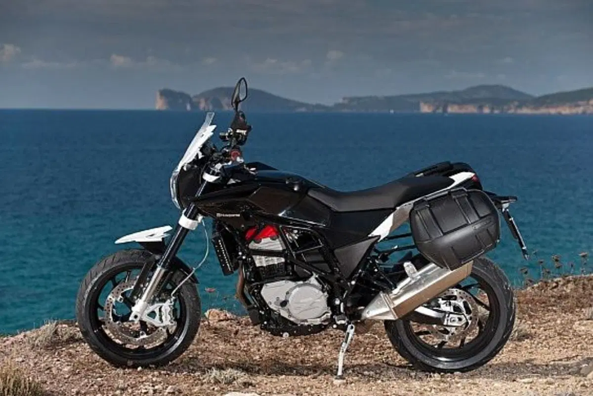 Husqvarna Nuda 900 Nuda 900 ABS (2011 - 13) (11)