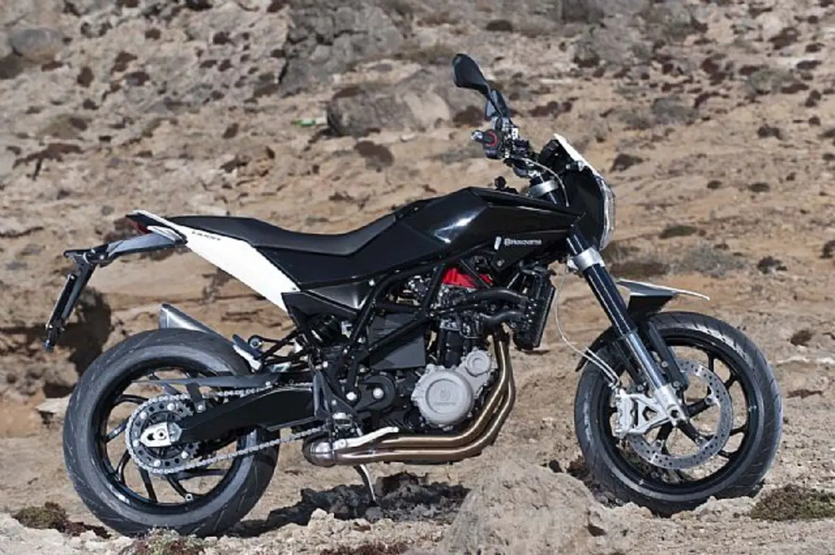 Husqvarna Nuda 900 Nuda 900 R (2011 - 13) (5)