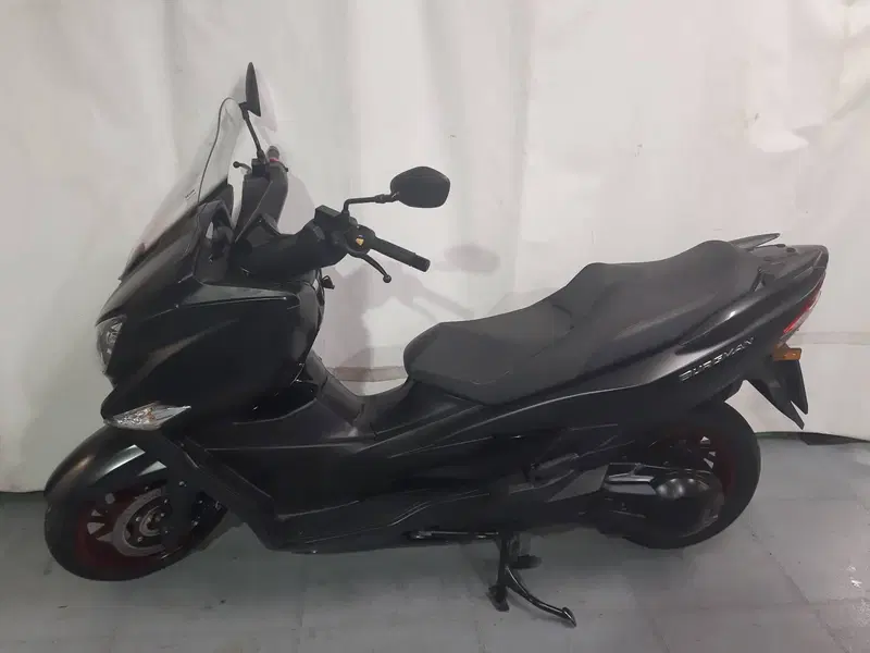 Suzuki Burgman AN 400 (2017 - 20) (2)