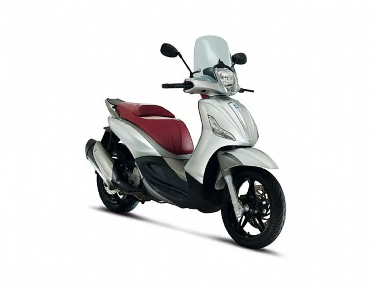 Piaggio Beverly 350 Beverly 350 SportTouring ie (2011 - 15) (12)