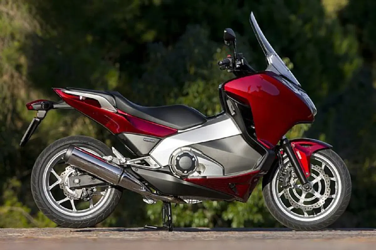 Honda Integra Integra 700 (2011 - 13) (5)