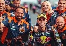 MotoGP 2022. GP di Valencia. Ai Ogura cade, Augusto Fernandez è campione del mondo!