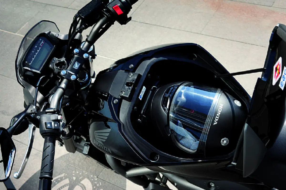 Honda NC700S NC700S ABS (2011 - 14) (3)