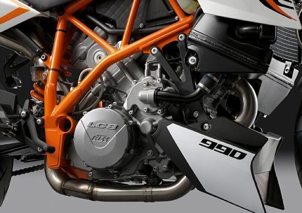 KTM 990 Super Duke R (2012 - 13) (4)