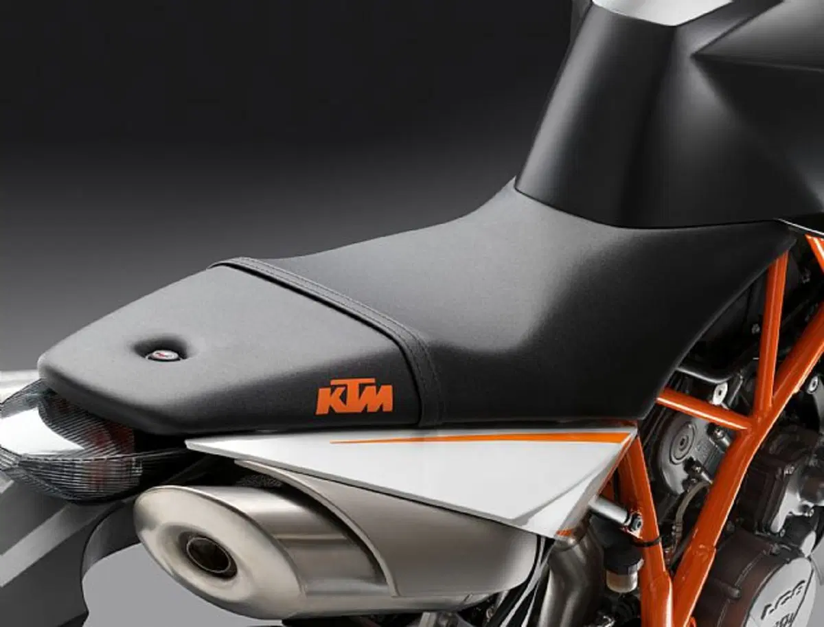 KTM 990 Super Duke 990 Super Duke R (2012 - 13) (5)