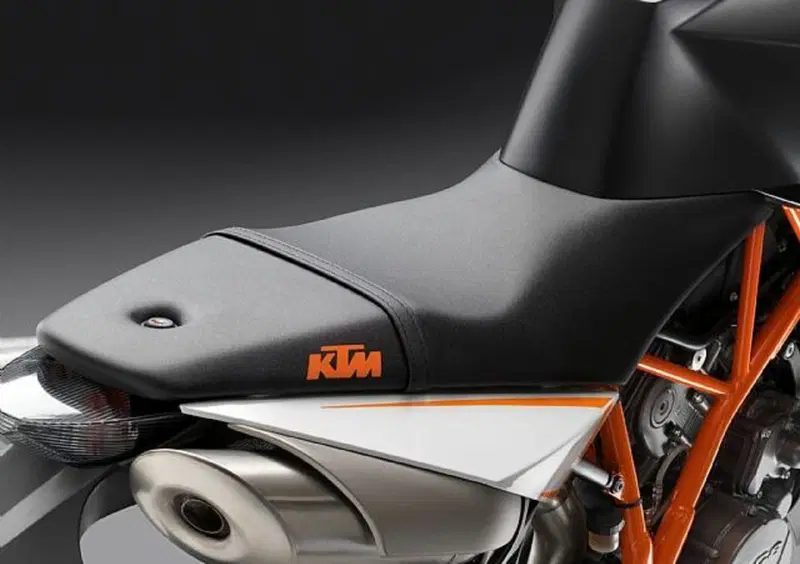KTM 990 Super Duke 990 Super Duke R (2012 - 13) (5)