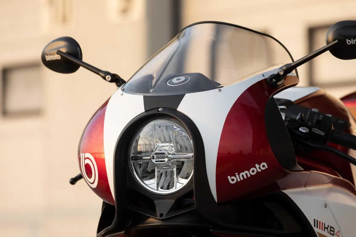 Bimota TESI H2 - KB4 (5)