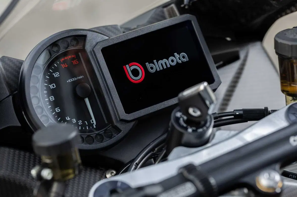 Bimota TESI H2 - KB4 (32)