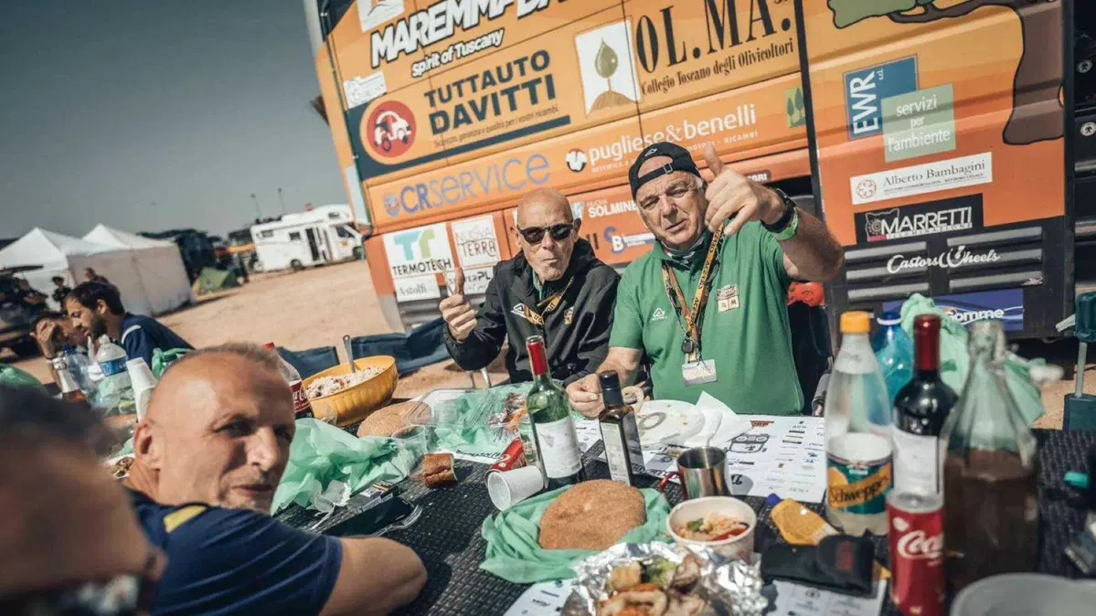 Africa Eco Race 22. Dakar. TesoroBus è a Destinazione! (6)