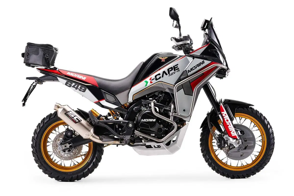 X-Cape Adv-R, dove R sta per Racing (3)