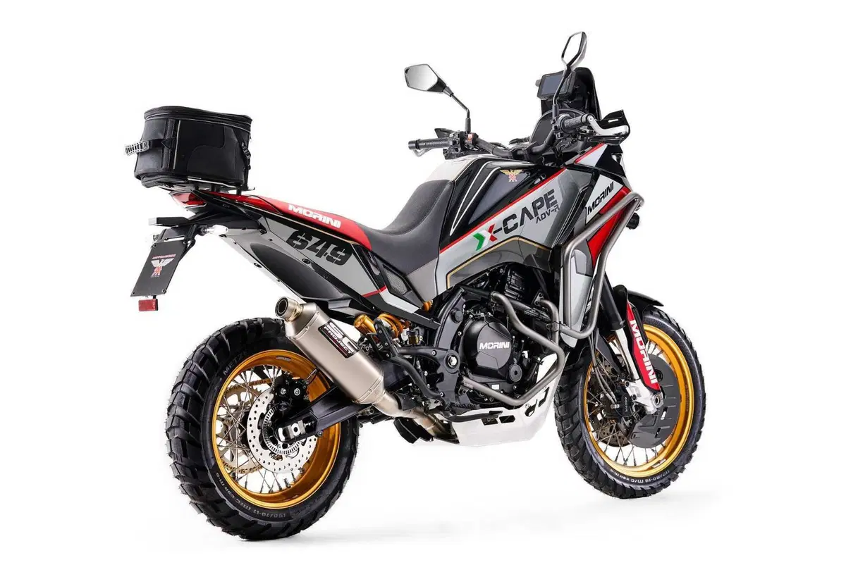 X-Cape Adv-R, dove R sta per Racing (6)