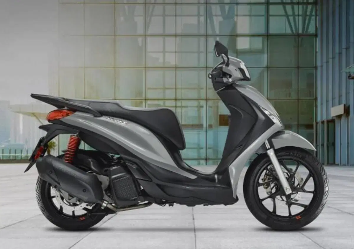 Piaggio Medley 150 ABS (2021 - 25) (5)